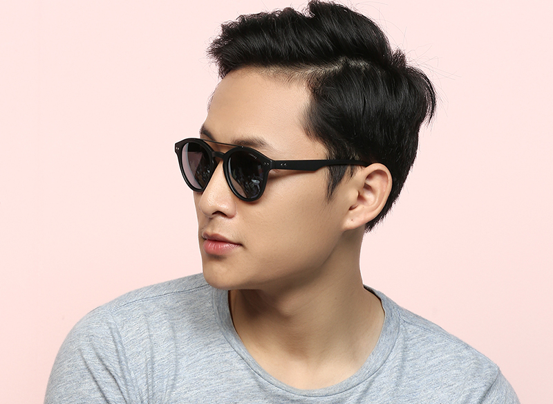 Thiết kế hiện đại cùng khả năng chống tia UV, chống chói, chống lóa